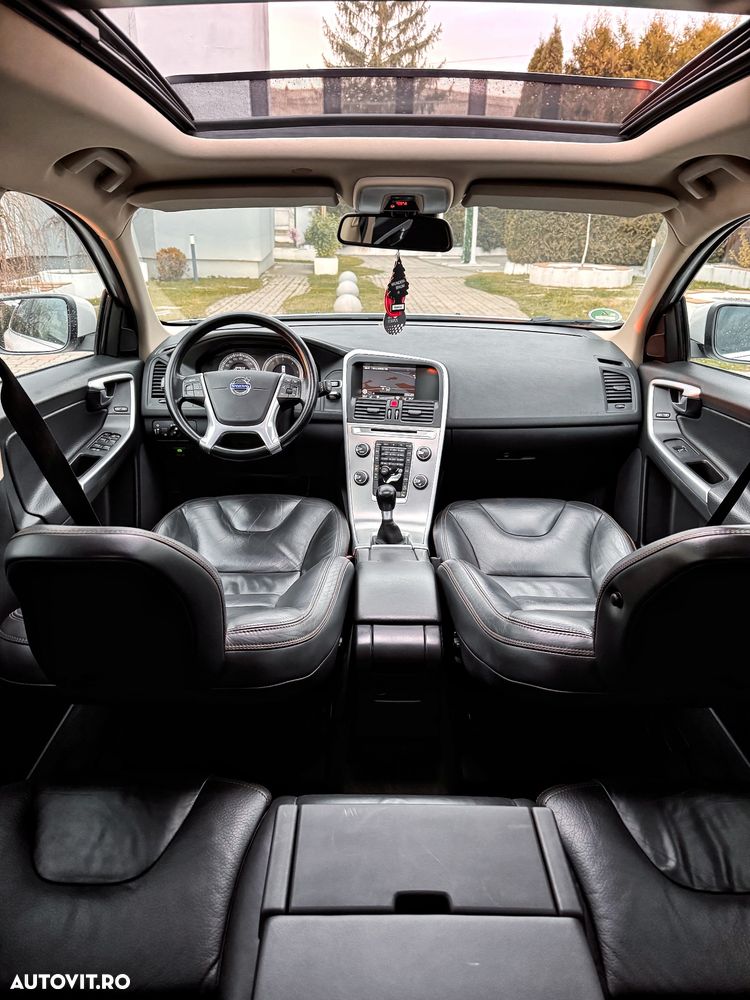 Volvo XC 60 D5 AWD Summum - 8