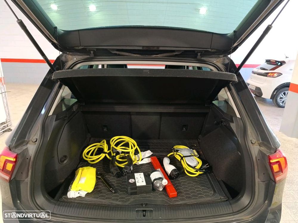 VW Tiguan 1.4 TSI eHybrid Conceptline DSG - 11