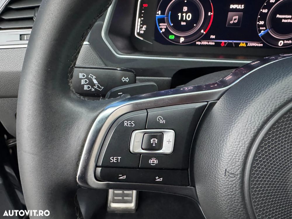 Volkswagen Tiguan Allspace 2.0 TDI SCR 4Motion DSG R-Line - 27