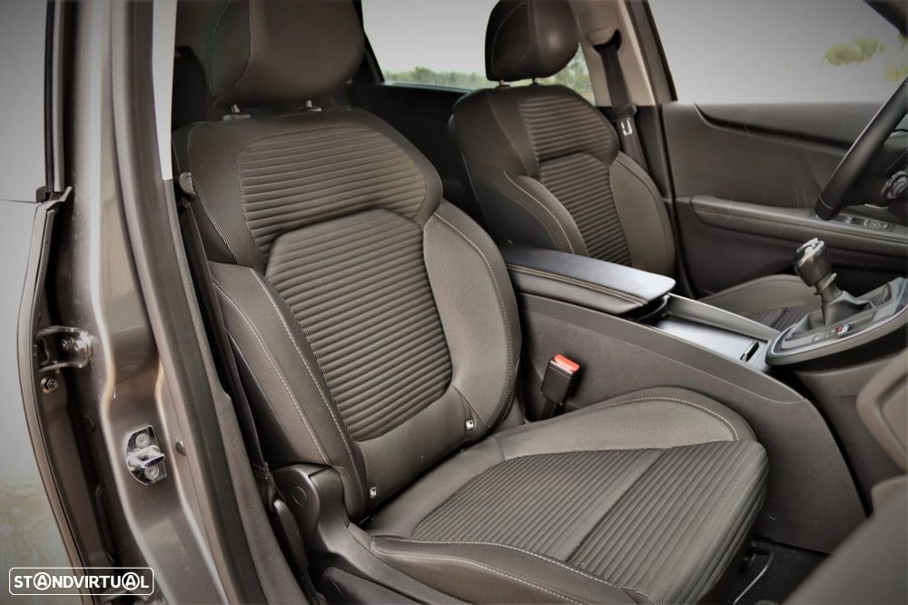 Renault Grand Scénic - 18