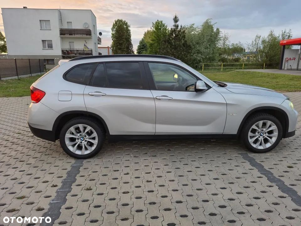 BMW X1 xDrive20d - 11