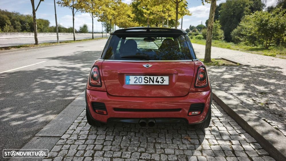 MINI 3 Portas John Cooper Works 153g - 4