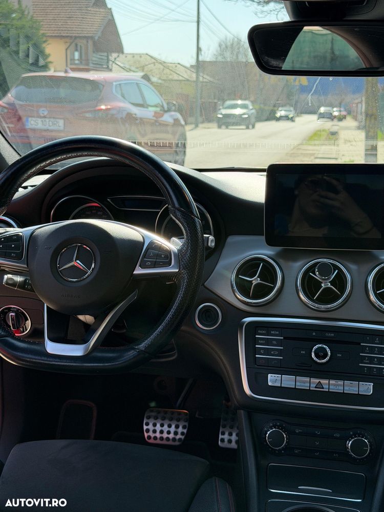 Mercedes-Benz CLA - 7