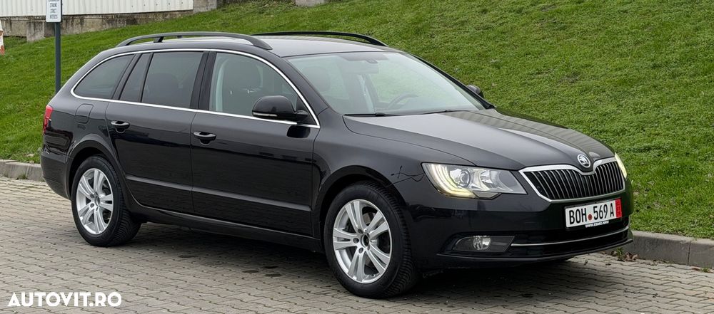 Skoda Superb Combi 2.0 TDI Green tec Elegance - 16