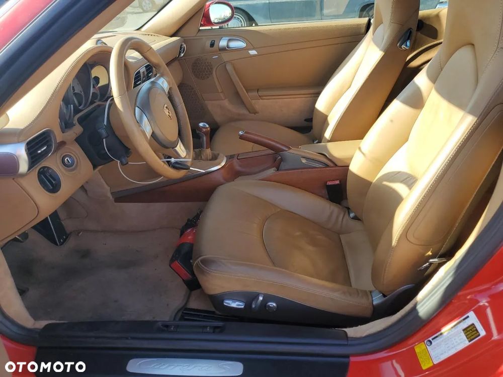 Porsche 911 Carrera S Cabriolet PDK - 8