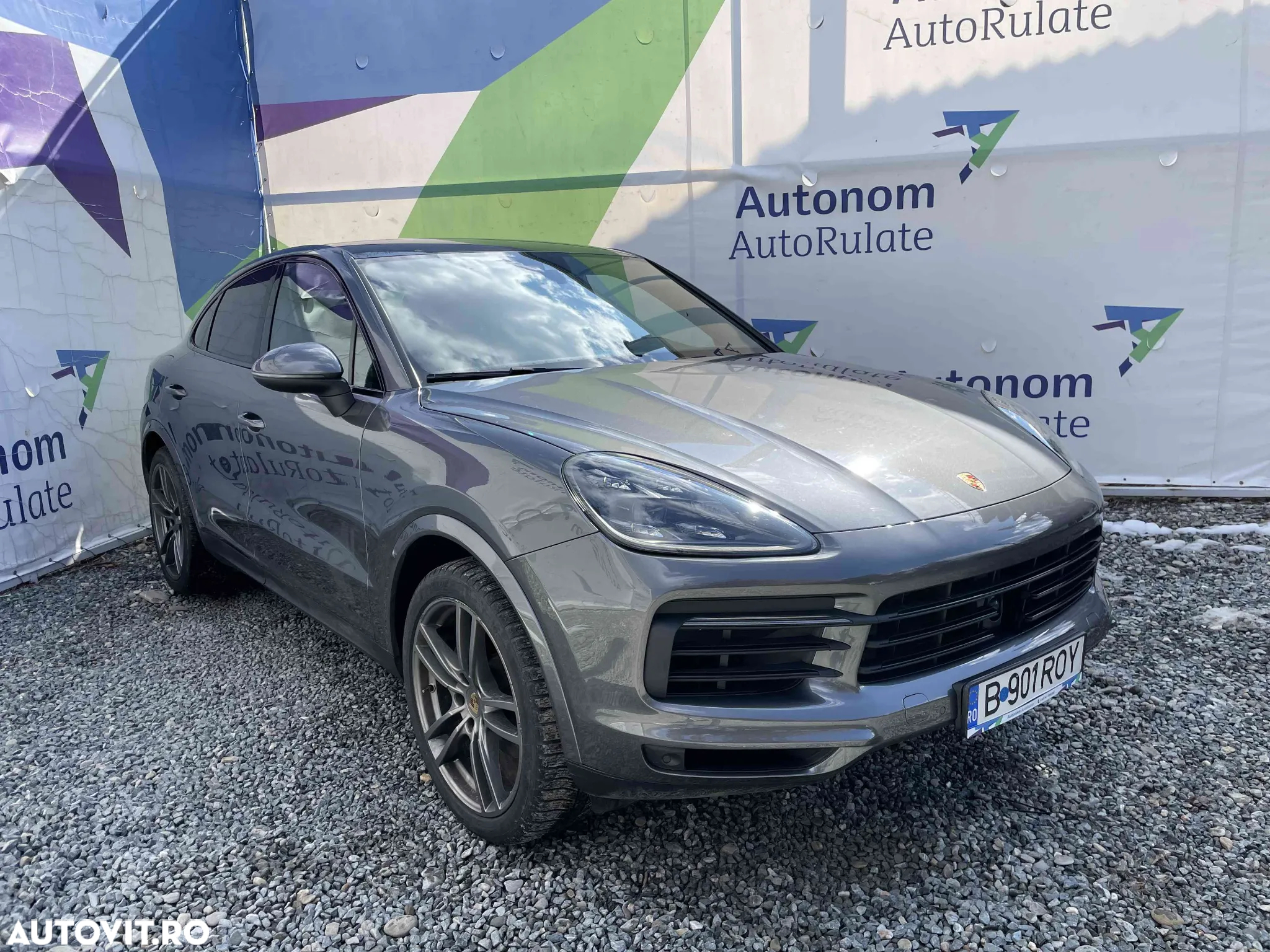 Porsche Cayenne Standard - 3
