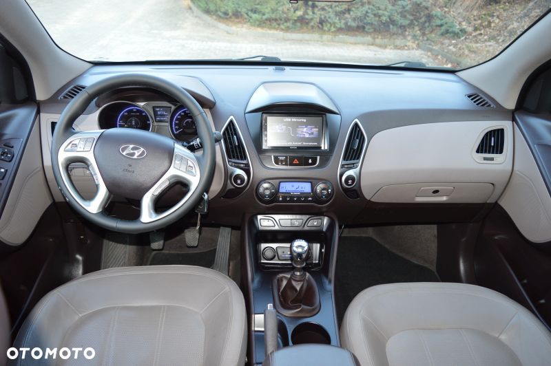 Hyundai ix35 - 21