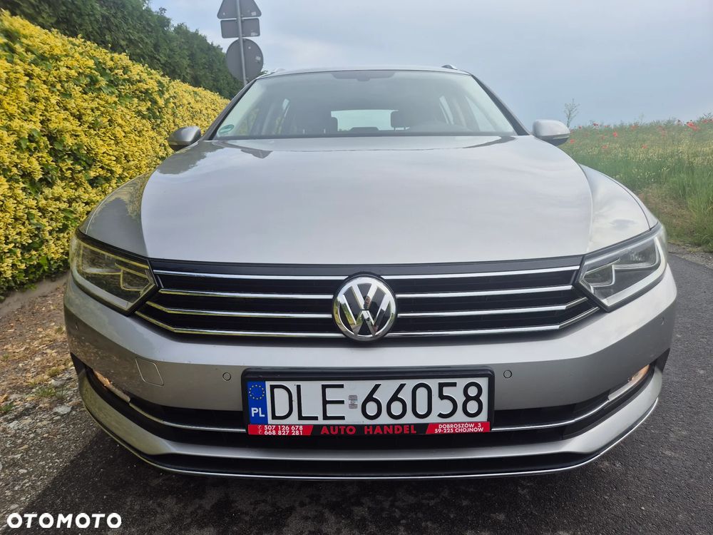 Volkswagen Passat 2.0 TDI SCR (BlueMotion Technology) Comfortline - 9