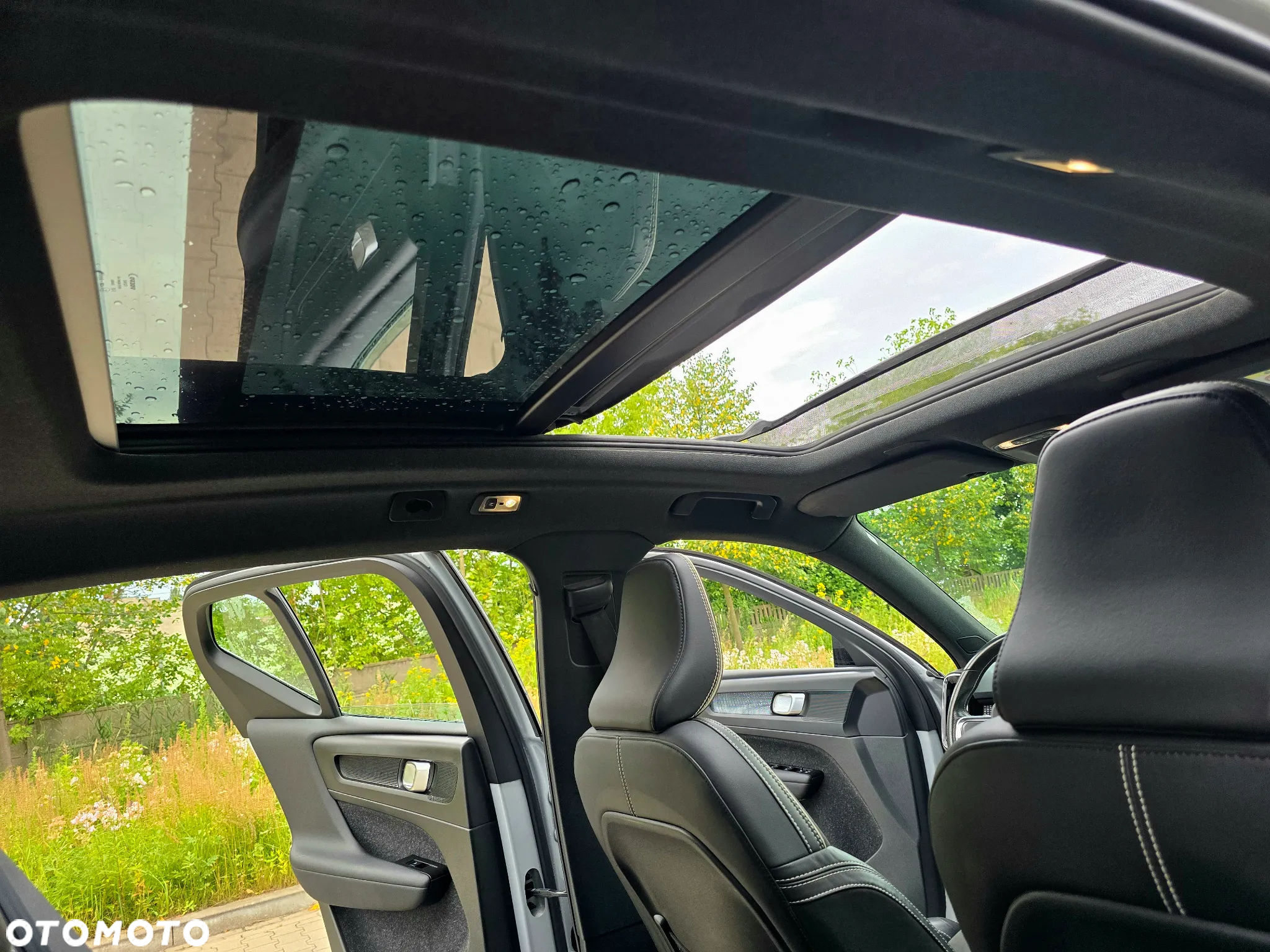 Volvo XC 40 B4 B AWD R-Design - 18