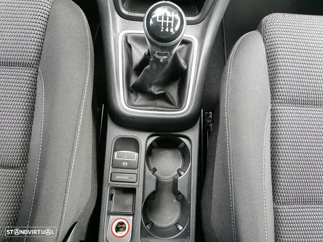 VW Sharan 2.0 TDI Confortline - 16