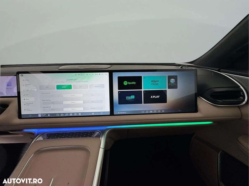 Xpeng G9 93.1 kWh AWD Performance - 12