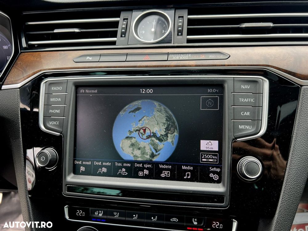 Volkswagen Passat Alltrack - 11