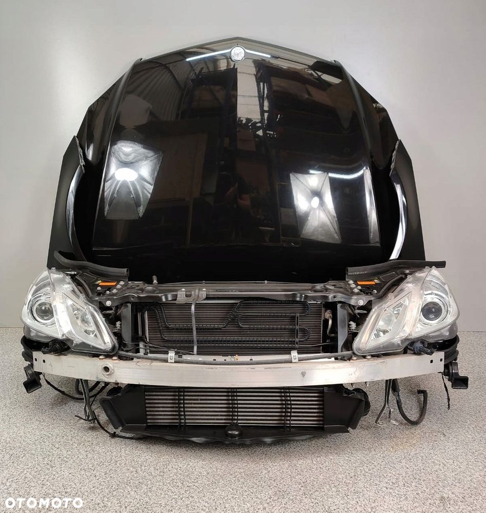 MERCEDES W207 AMG ZDERZAK WZMOCNIENIE CHŁODNICE LAMPY 197 - 9