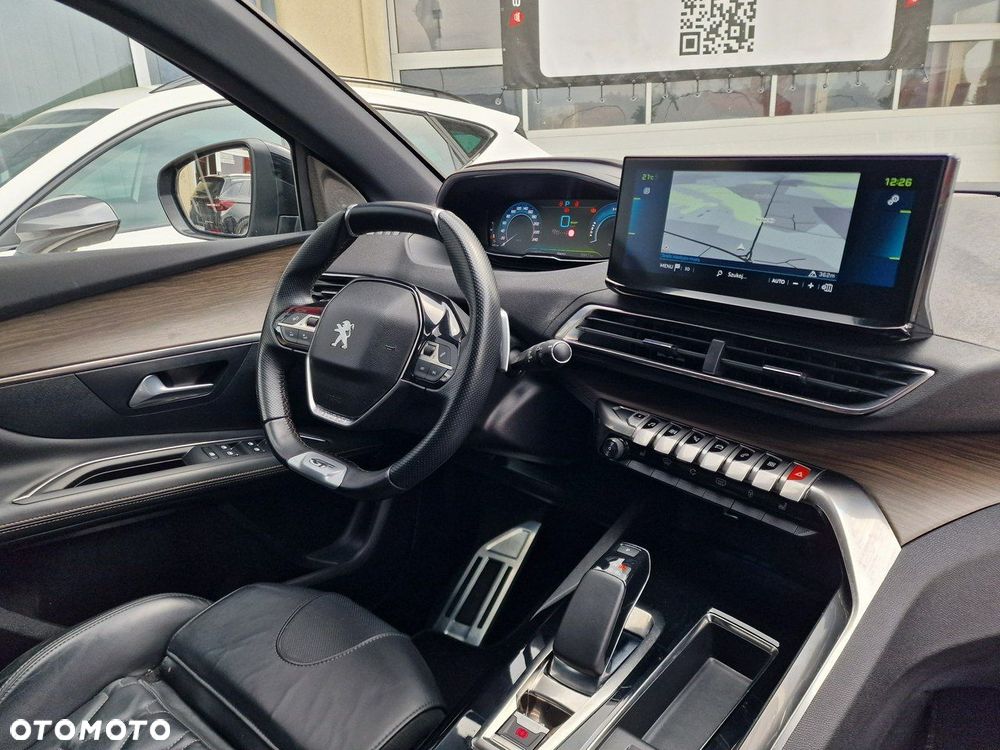 Peugeot 3008 1.6 PureTech HYbrid GT S&S EAT8 - 26