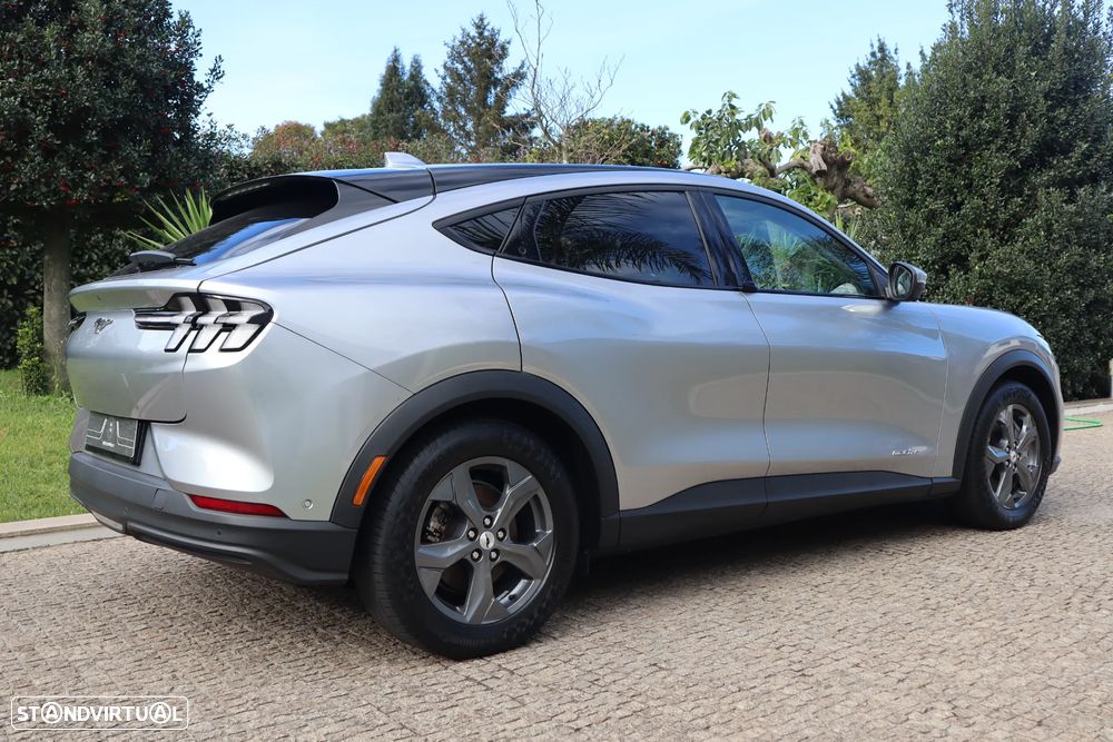 Ford Mustang Mach-E Standard - 3