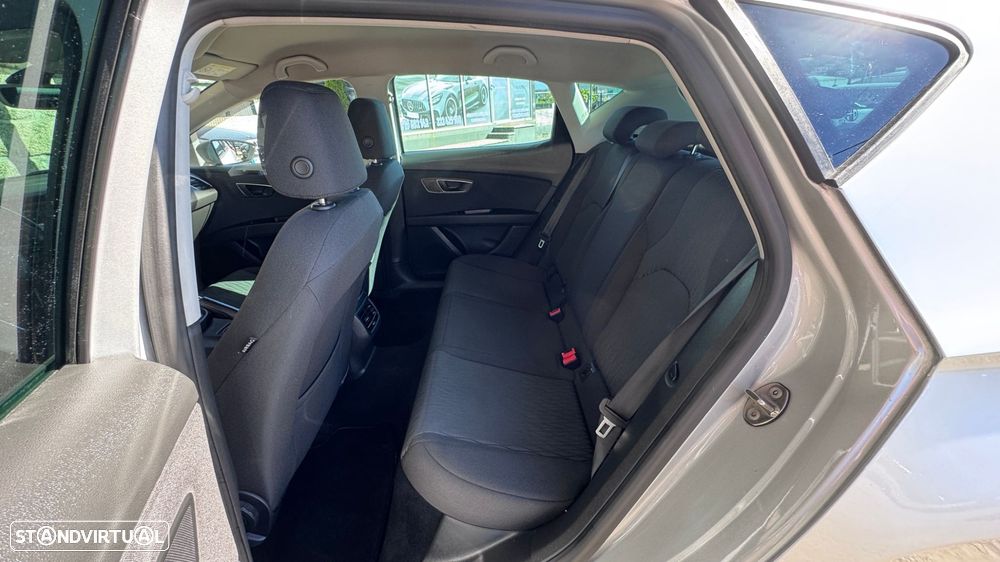 SEAT Leon 1.6 TDI Reference Ecomotive - 12