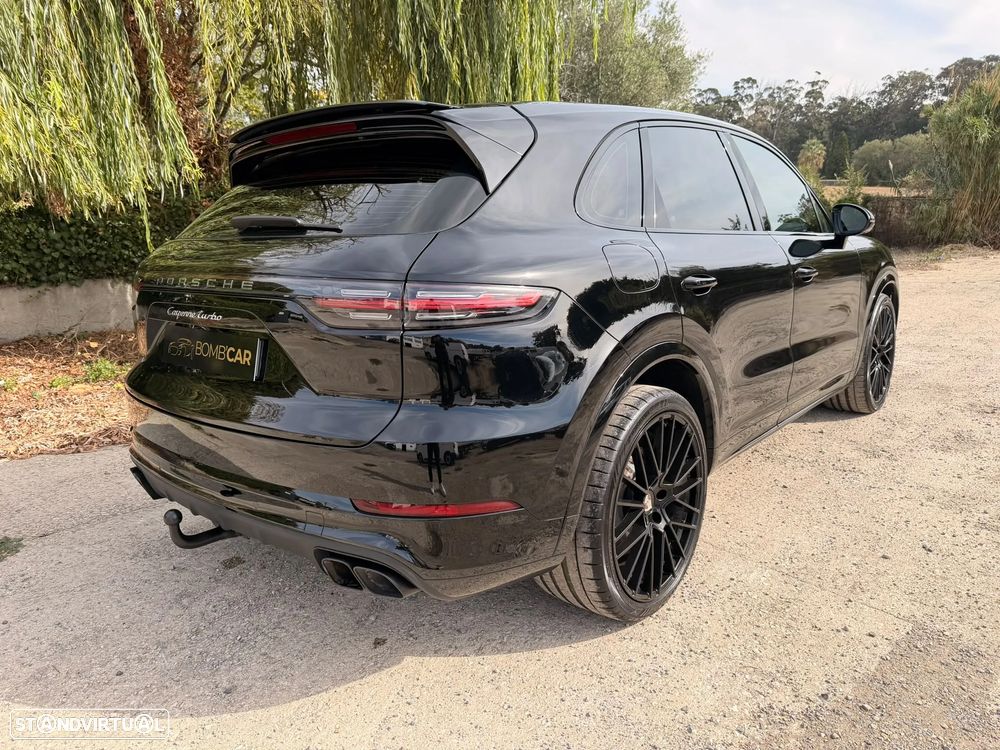 Porsche Cayenne Turbo - 59