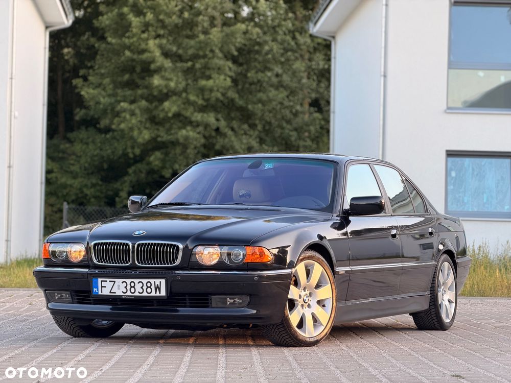 BMW Seria 7 728i L - 1