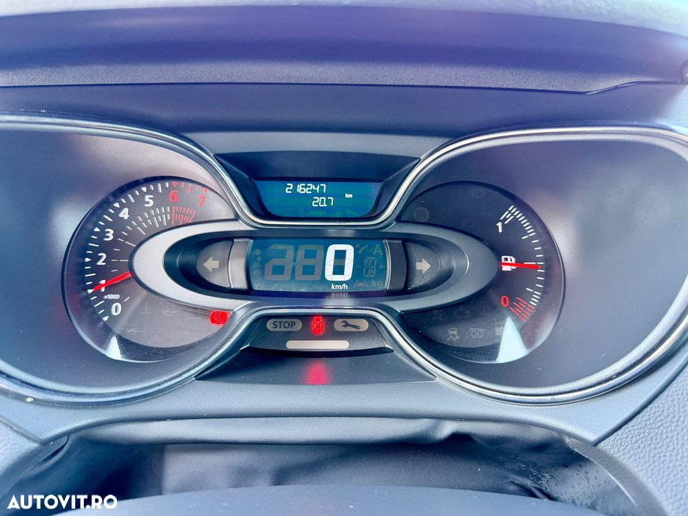 Renault Captur - 10