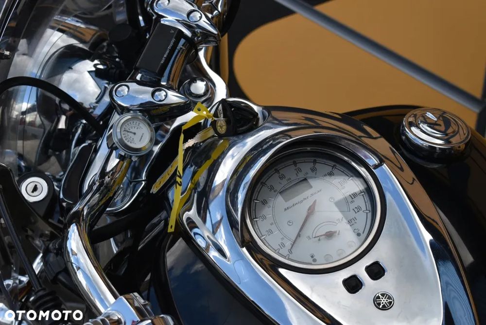 Yamaha Road Star - 24