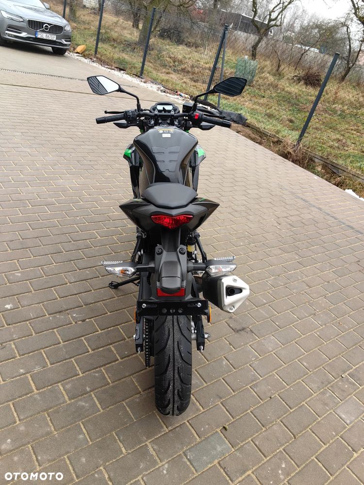 Kawasaki Z - 28