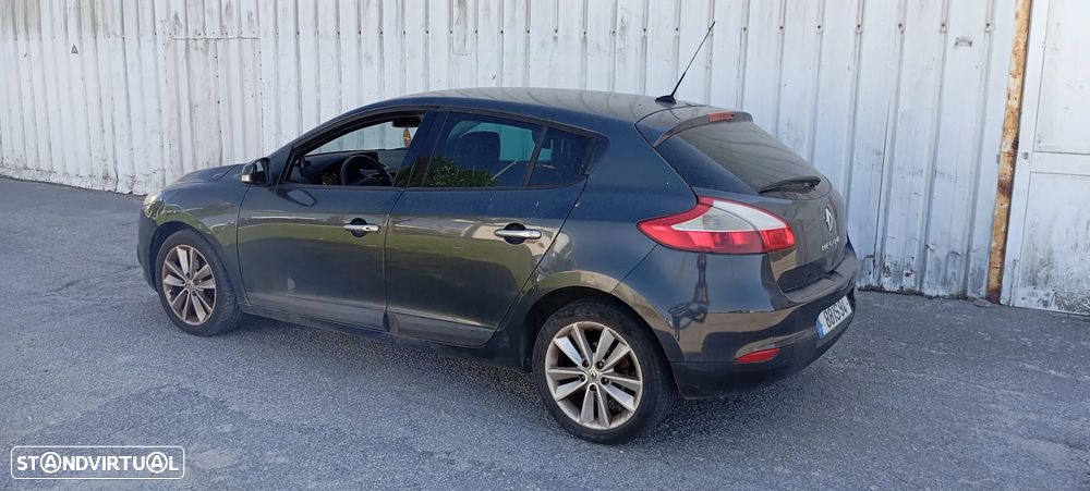 Renault Mégane 1.5 dCi Dynamique S - 1