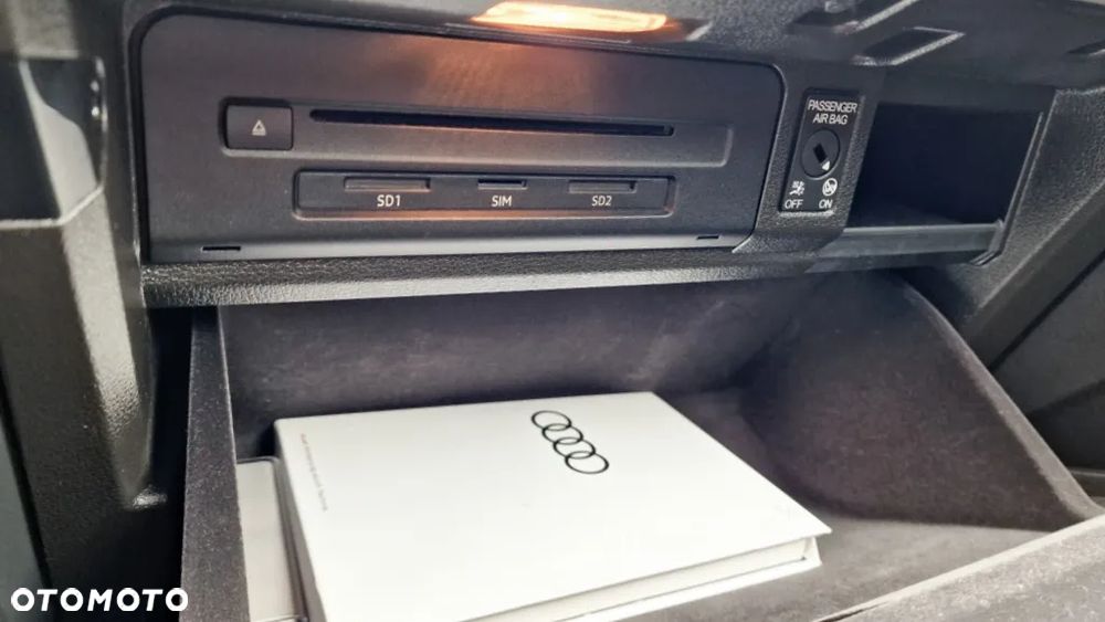 Audi Q5 35 TDI S tronic design - 36
