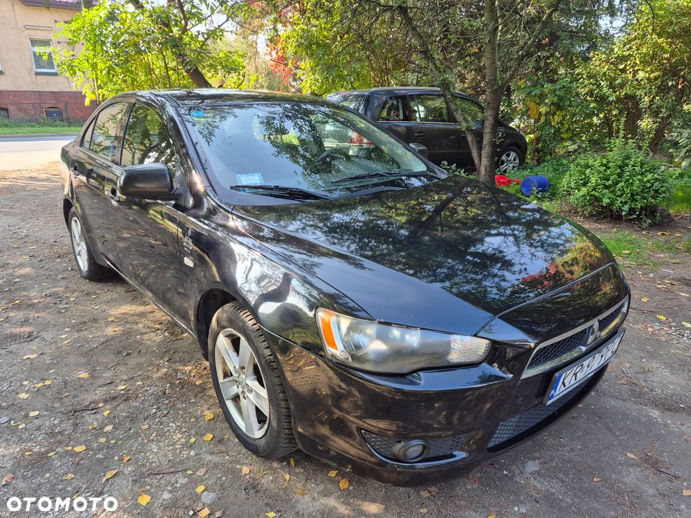 Mitsubishi Lancer - 1
