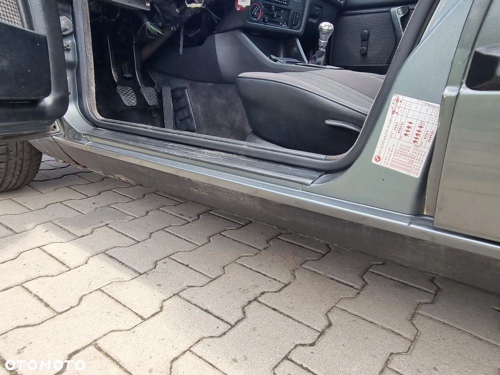 BMW Seria 3 - 39