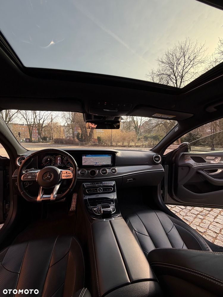 Mercedes-Benz CLS - 11