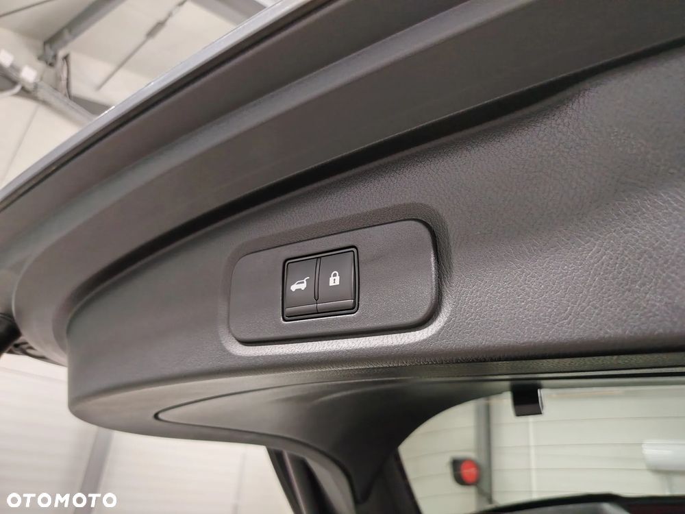 Nissan Qashqai 1.3 DIG-T MHEV Xtronic N-Connecta - 29