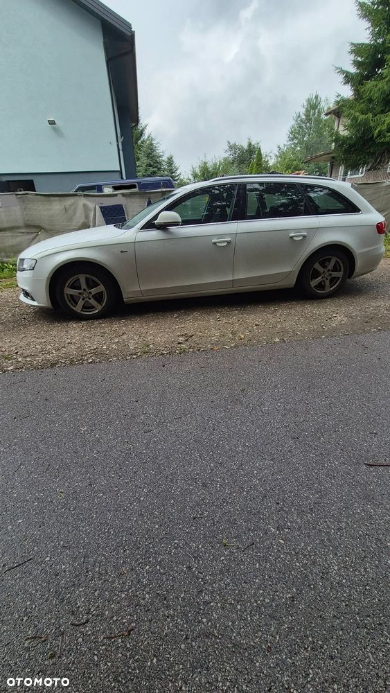Audi A4 Avant - 9