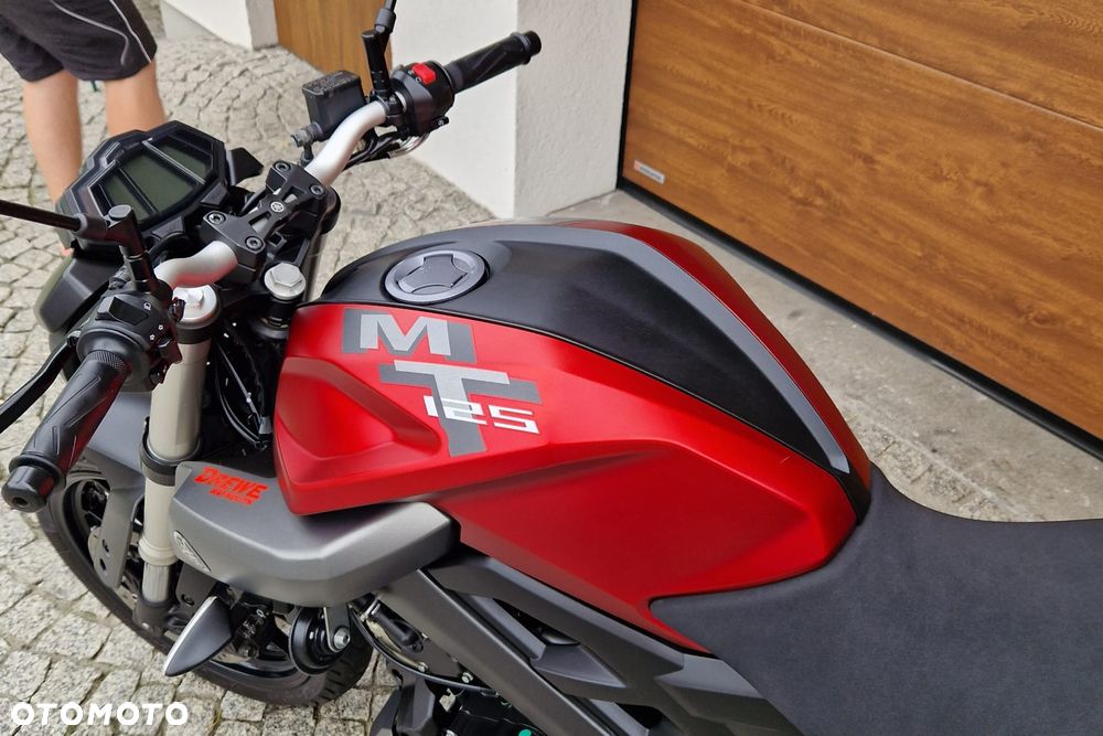 Yamaha MT - 21