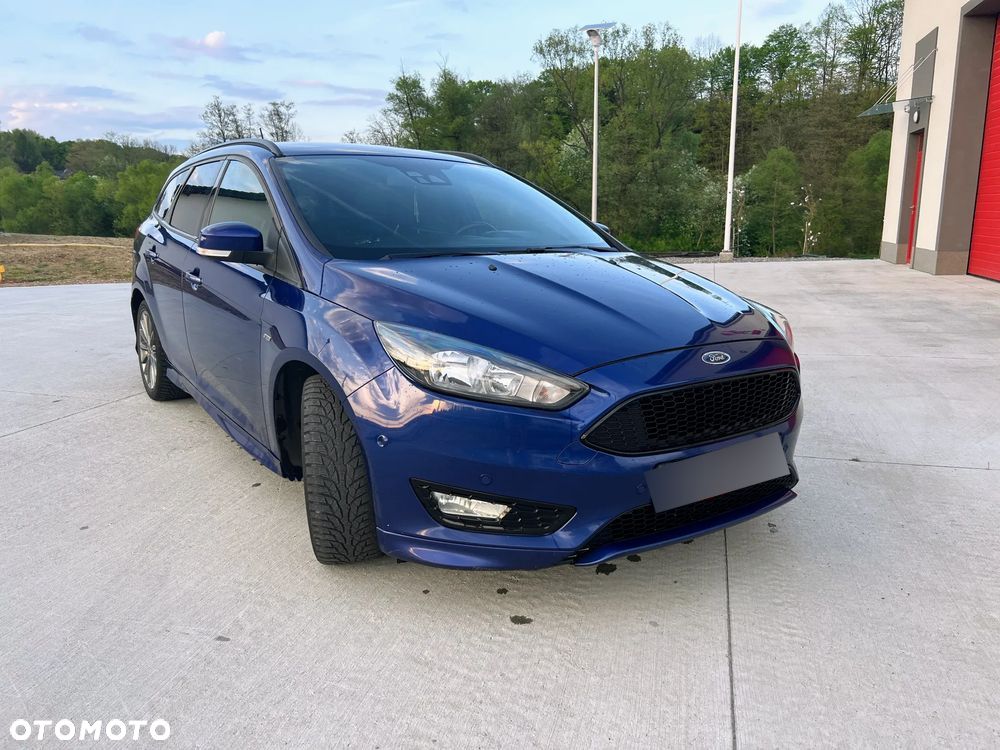Ford Focus - 1