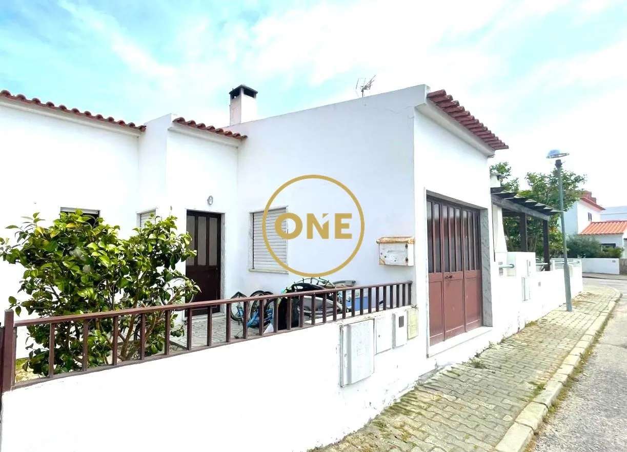 Moradia T3, na Vila do Carvalhal, perto da praia. - Grande imagem: 2/6