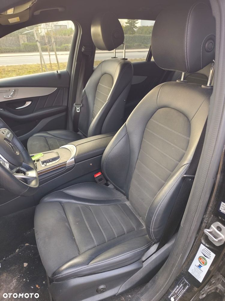 Mercedes-Benz GLC - 12