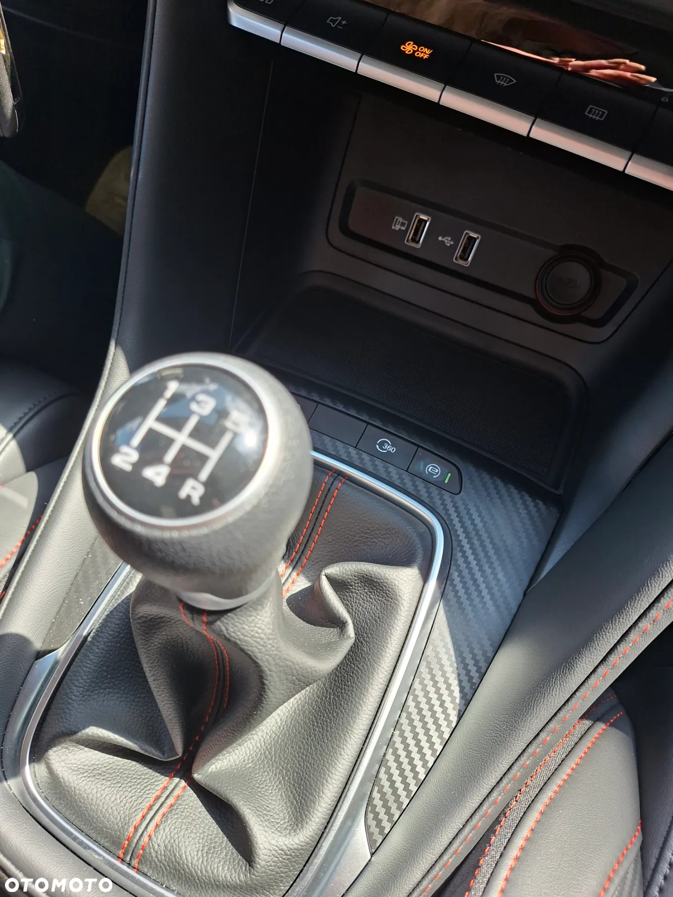 MG ZS 1.5 VTi-Tech Exclusive - 9
