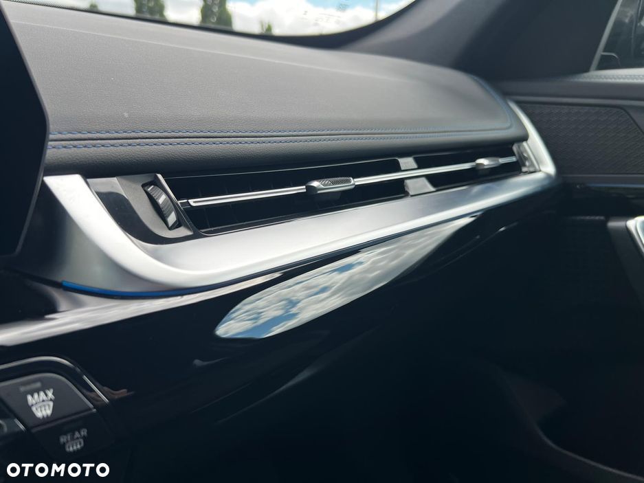 BMW X1 sDrive18i xLine sport - 14
