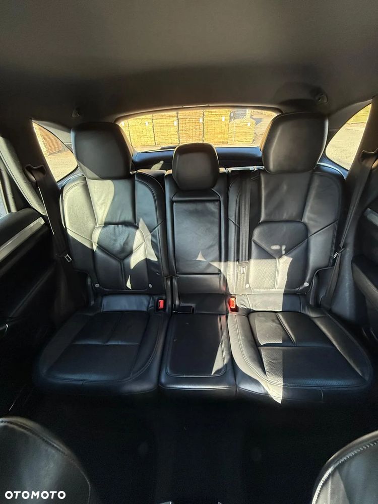 Porsche Cayenne - 15