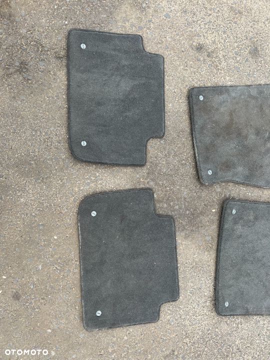 Dywaniki welurowe komplet Bmw e83 x3 lift Europa - 2