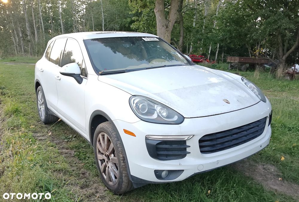 Porsche Cayenne - 3