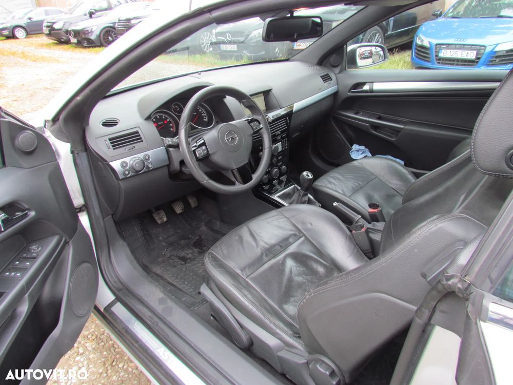 Opel Astra 1.6 Cosmo - 9