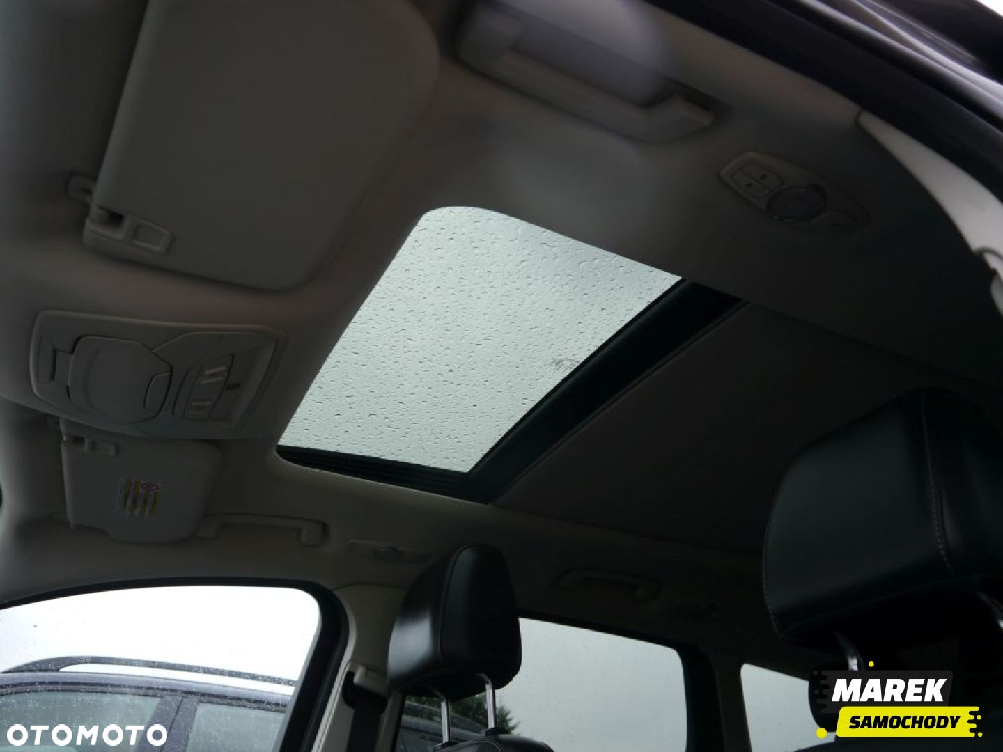 Ford Kuga - 14