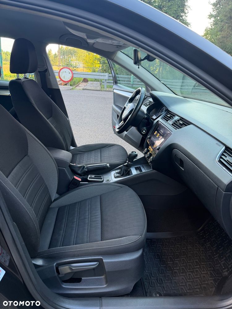 Skoda Octavia 1.6 TDI Elegance DSG - 15
