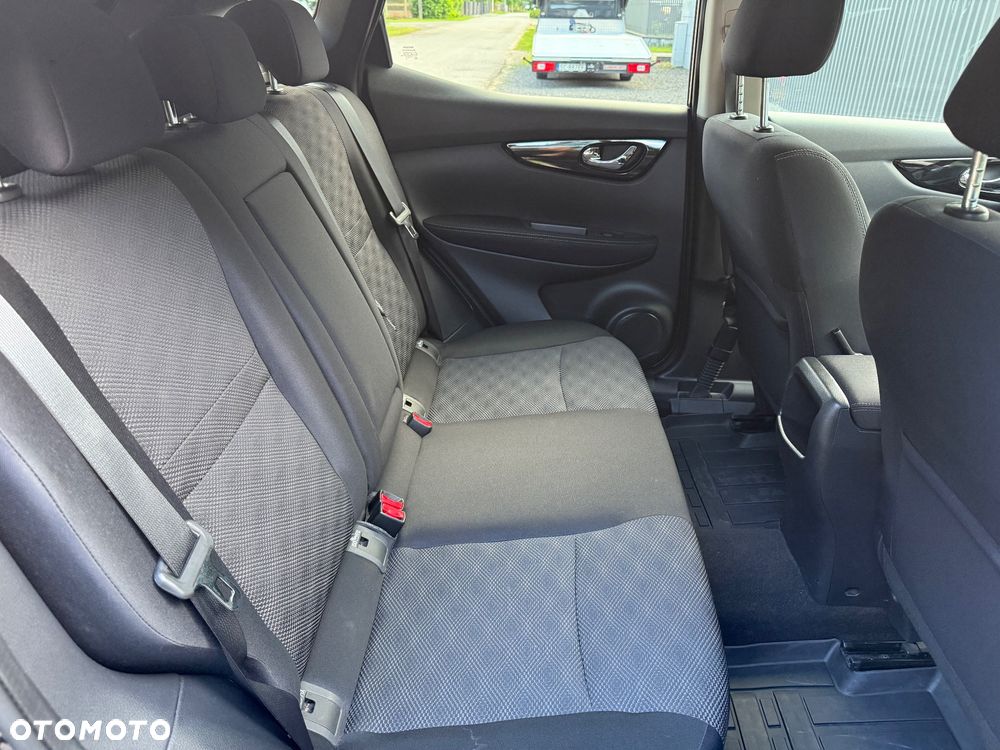 Nissan Qashqai 1.6 DIG-T N-Connecta - 14