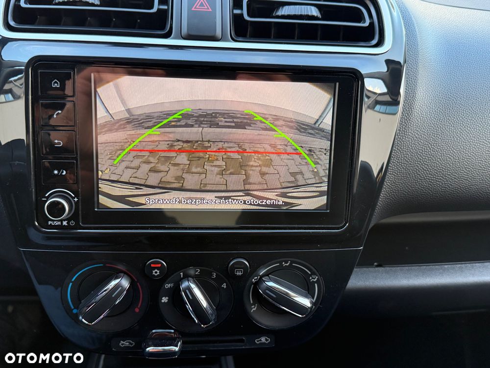 Mitsubishi Space Star AS&G 1.2 CVT Spirit+ Black - 19