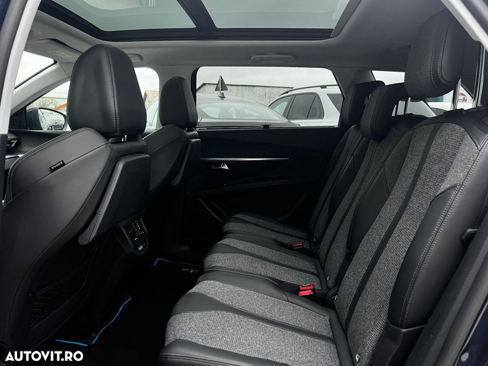 Peugeot 5008 - 36