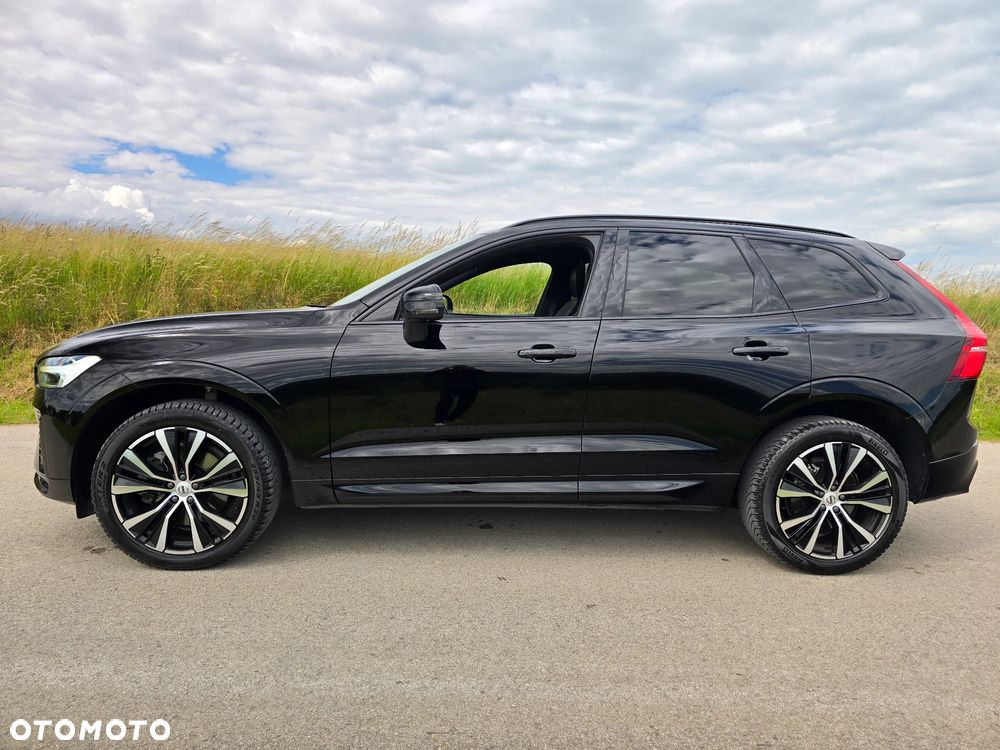 Volvo XC 60 B4 D AWD Plus Dark - 9