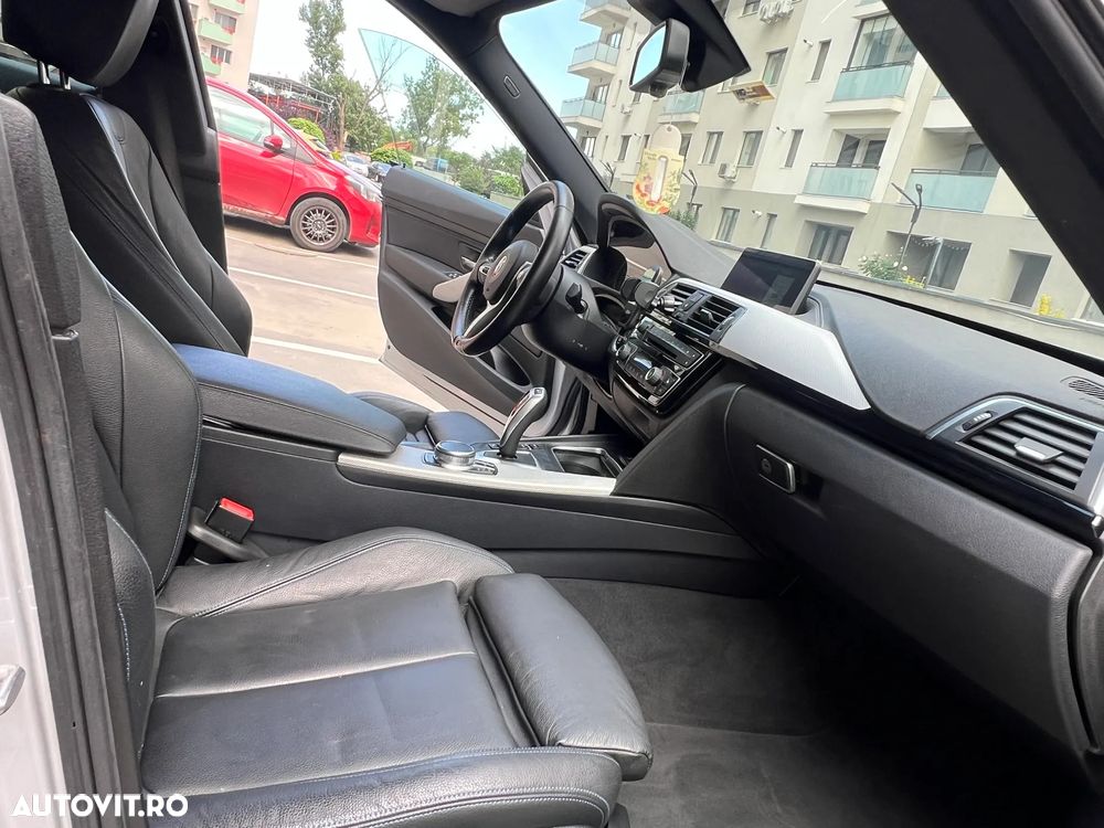 BMW Seria 3 320d xDrive AT M Sport - 12
