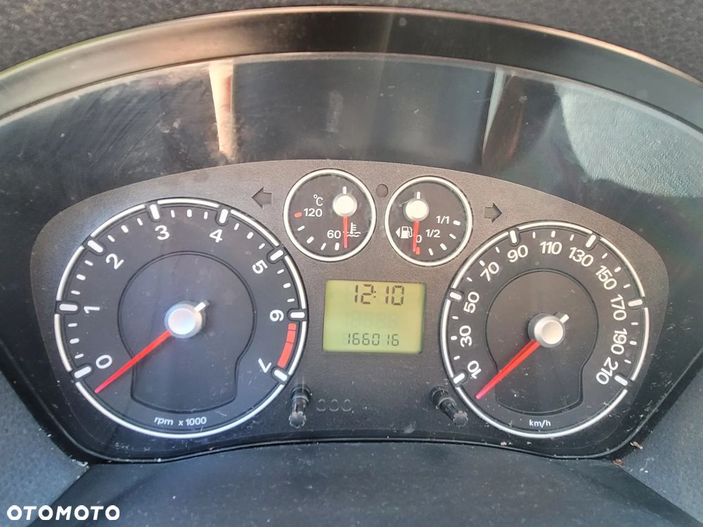 Ford Fiesta 1.3 - 8